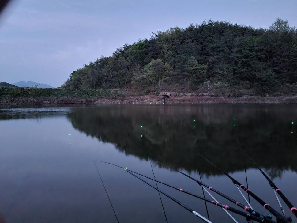 어신魚神 조우회의 4월 정기출조 (조황조행기 - 화보조행기)