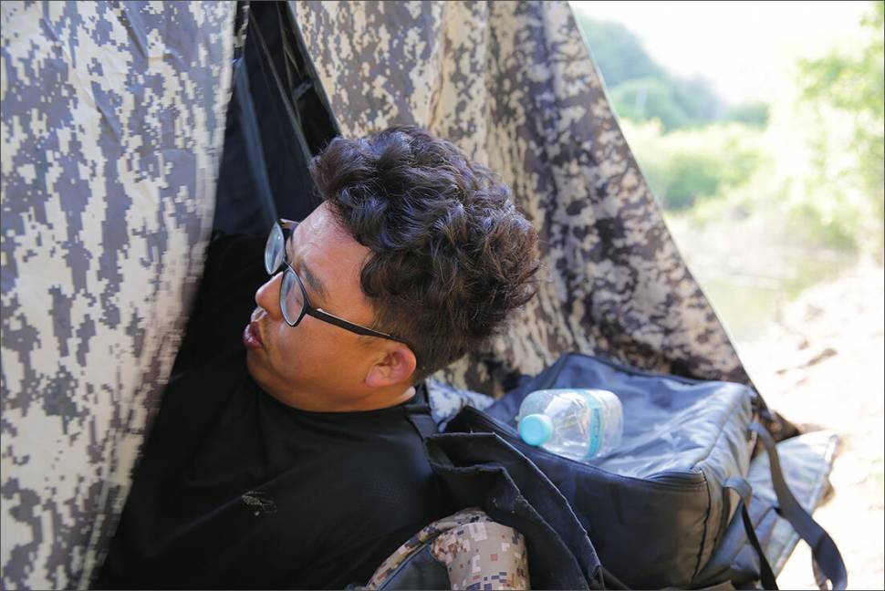 어느 소류지에서 (조황조행기 - 화보조행기)