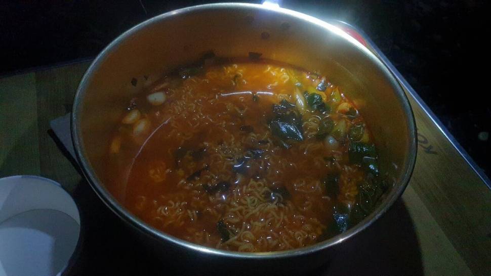 미동없는 찌를 바라보며 (조황조행기 - 화보조행기)