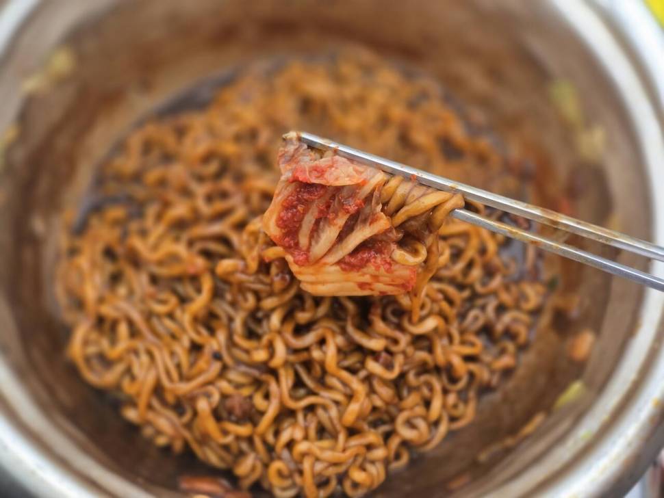 비바람 뒤에 4짜 붕어가 찾아 왔어요 (조황조행기 - 화보조행기)