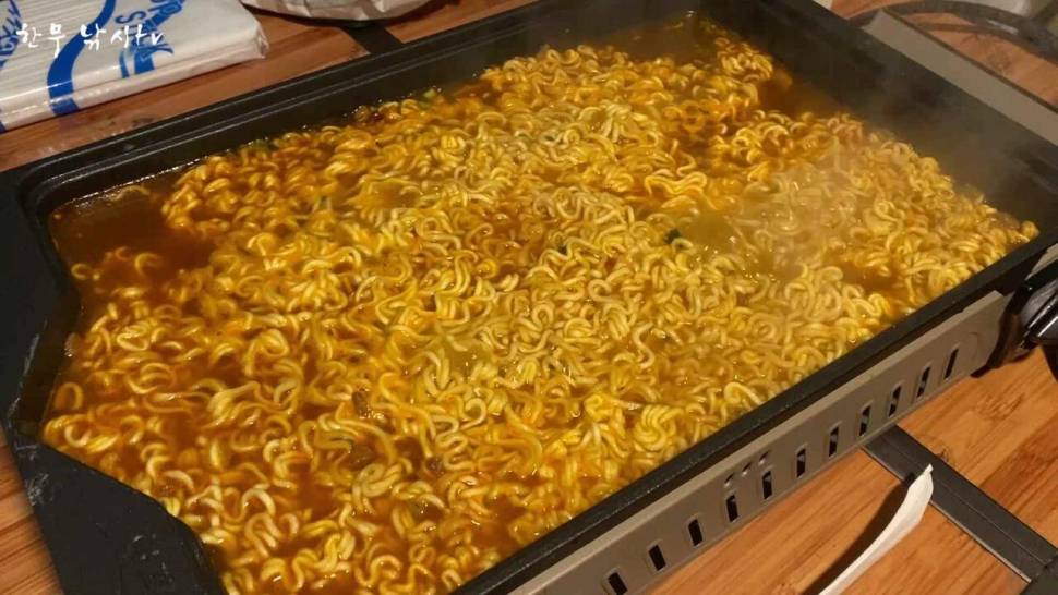 이곳에 이런녀석이 살고있습니다 깡패붕어 붕어낚시 (조황조행기 - 화보조행기)