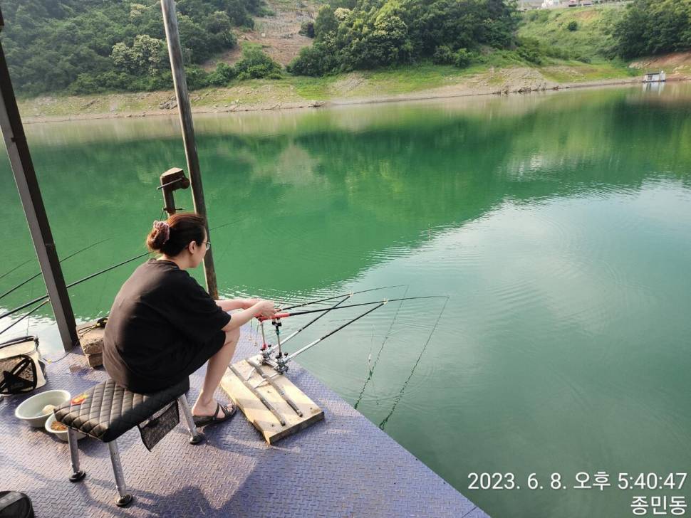 가족과 함께한 2박3일간 충주댐 낚시 (조황조행기 - 화보조행기)