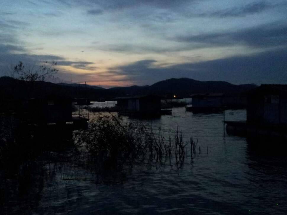 송전지 수상좌대 조행기 (조황조행기 - 화보조행기)