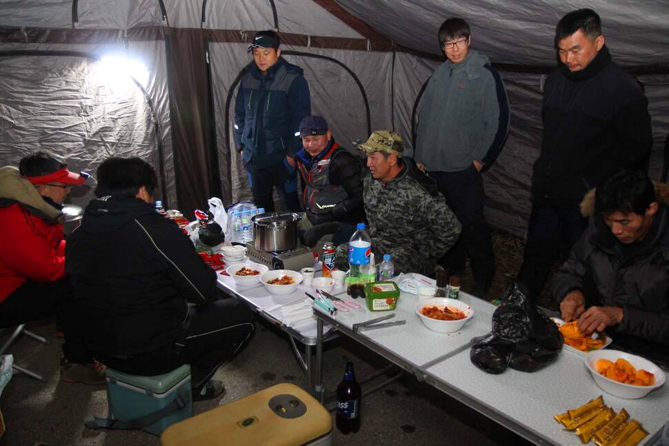 오로지붕어 납회이야기 (조황조행기 - 화보조행기)