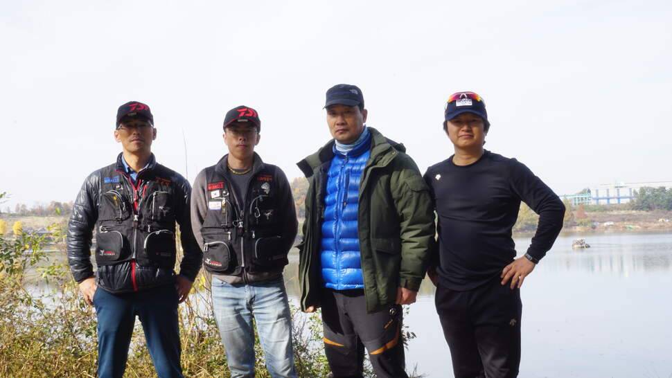 경남 창녕군 대형지 출조 와 만남 (조황조행기 - 화보조행기)