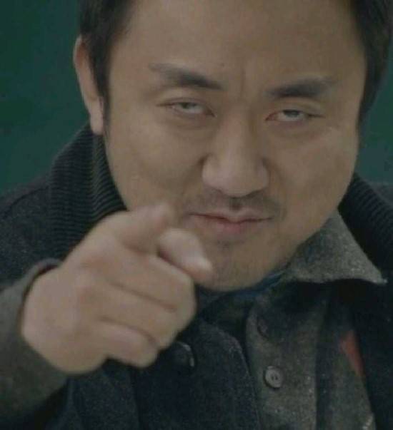 누가 그에게 돌을던졌나 (커뮤니티 - 이슈토론방)