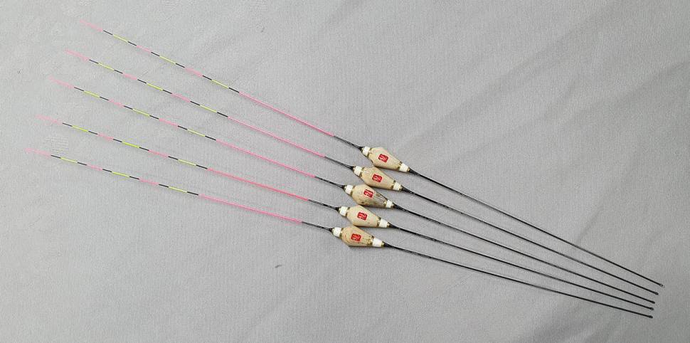 백발사파키라 접합 혹부리찌60cm4그람대 (월척지식 - 찌공방)