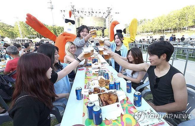 치맥으로 무더위 날려요 (낚싯대포럼 - 기타)