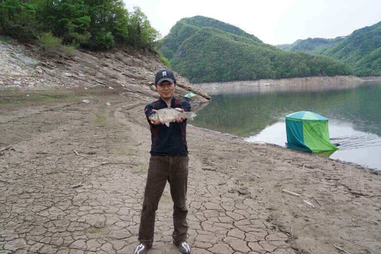 충주호 올해첫월척 (조황조행기 - 낚시점조황)