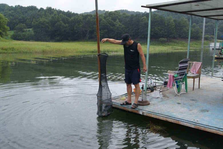 때를기다리는 제일 윤낚시 (조황조행기 - 낚시점조황)