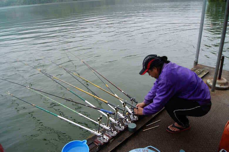 4짜4짜 제일낚시 김기호낚시터 호조황예고 (조황조행기 - 낚시점조황)
