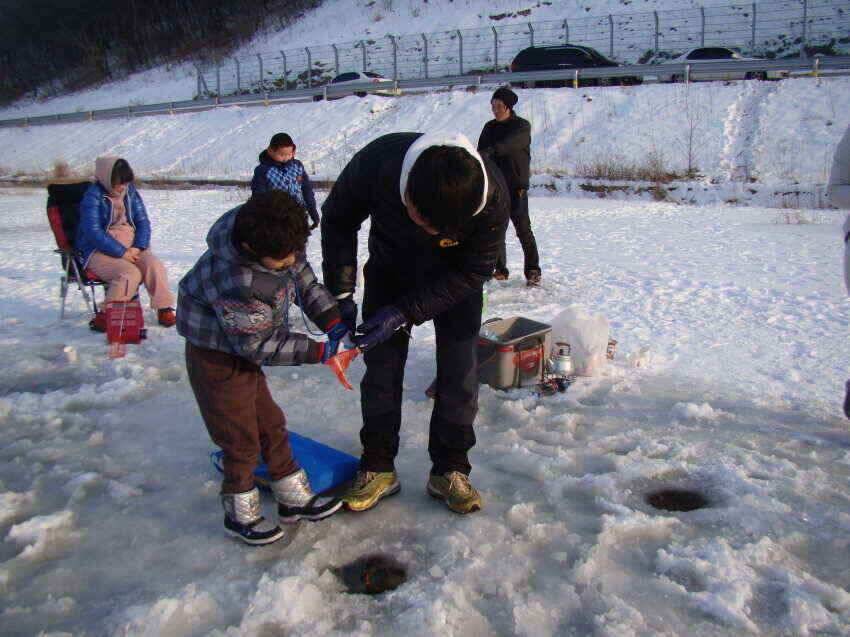 군위권 빙어낚시조황 매우좋습니다 (조황조행기 - 낚시점조황)
