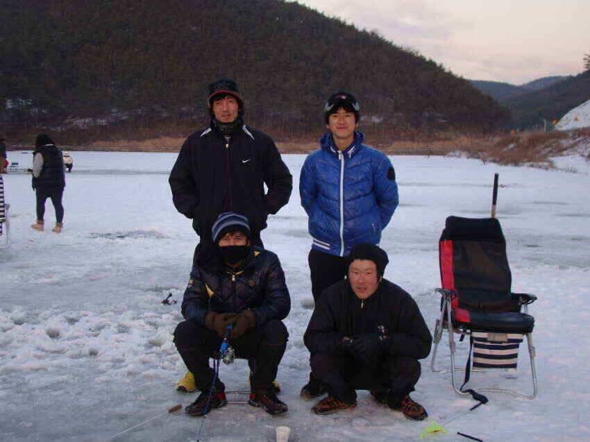 군위권 빙어낚시조황 매우좋습니다 (조황조행기 - 낚시점조황)