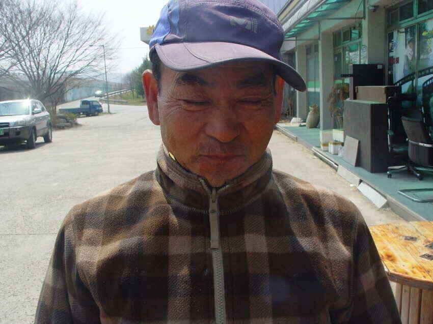 산호지 군위붕어꾼의길 을군위로가시면즐거운주말이예상됩니다 (조황조행기 - 낚시점조황)