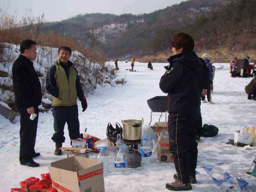 군위내의지빙어낚시30100여수마릿수 (조황조행기 - 낚시점조황)