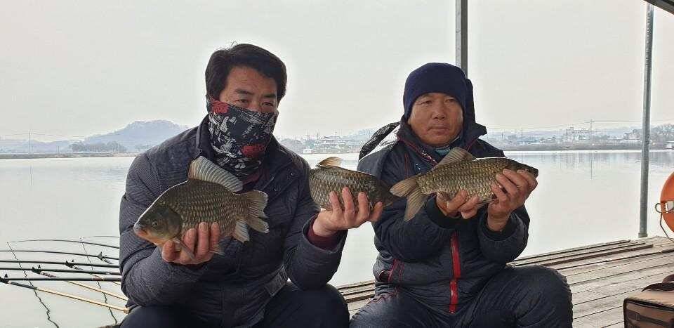 ec946007-df10-422d-96df-476353eedec2.jpg