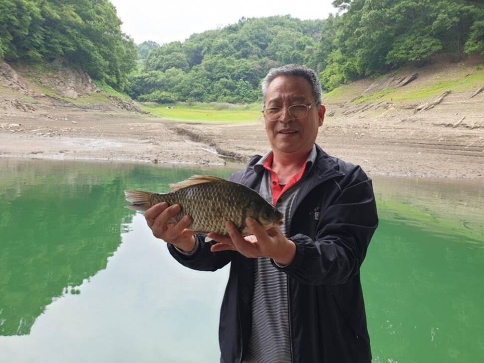 충주호문골낚시 월척 (조황조행기 - 낚시점조황)