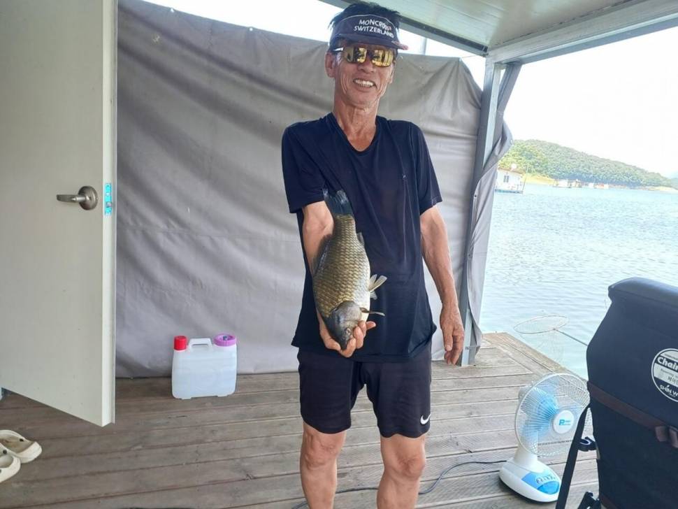제일4짜4짜대물월척들문골월척들 (조황조행기 - 낚시점조황)