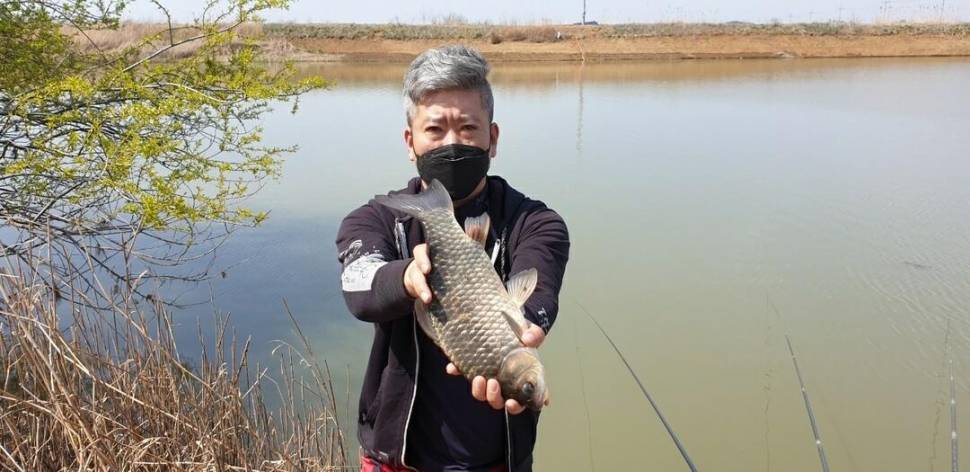 충주탄금호낚시 조황 (조황조행기 - 낚시점조황)