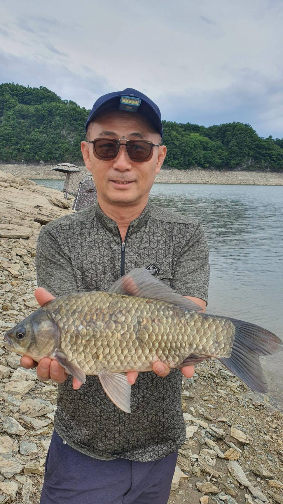 청풍 노지 4짜가 나오기 시작합니다 (조황조행기 - 낚시점조황)
