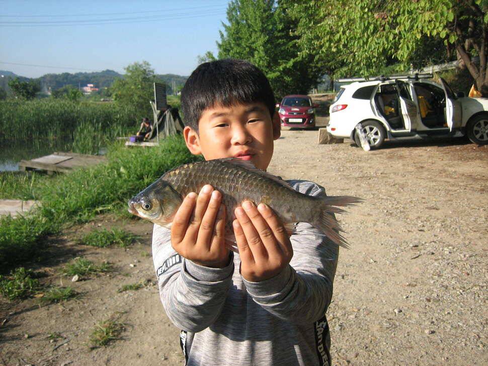 jum_johwang_0069b_082301_53467.jpg