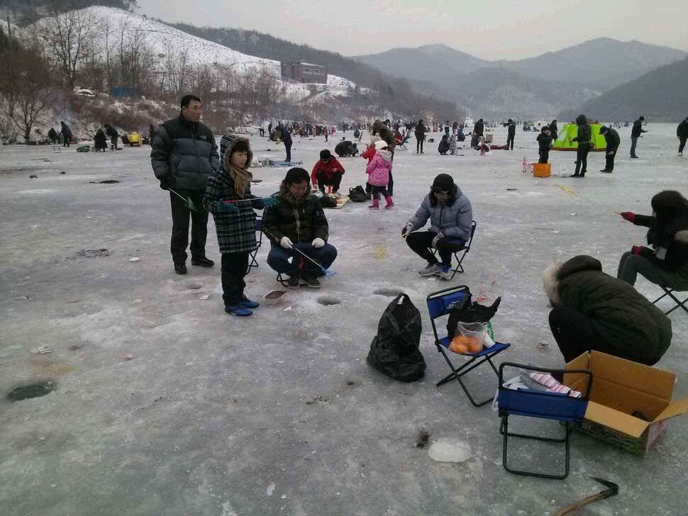 구미 빙어낚시시즌 안내 산호낚시프라자 (조황조행기 - 낚시점조황)