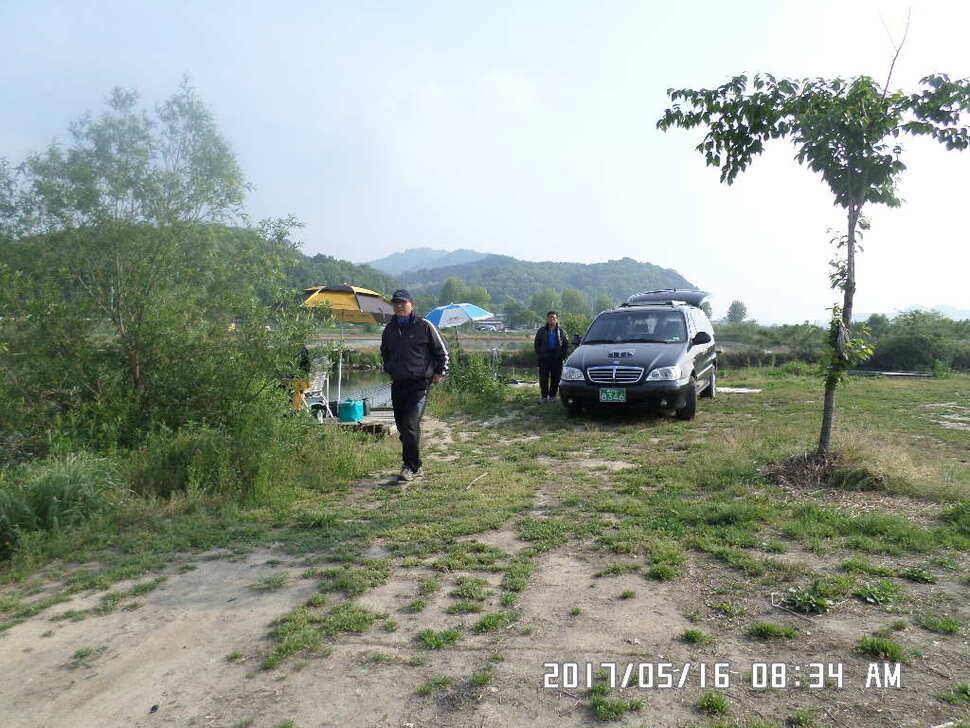 2마리의대물44cm조황 (조황조행기 - 낚시점조황)