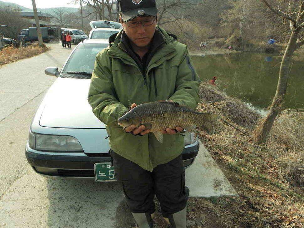 이젠 우리지역도 대물의 움직임이 시작되나봅니다 (조황조행기 - 낚시점조황)