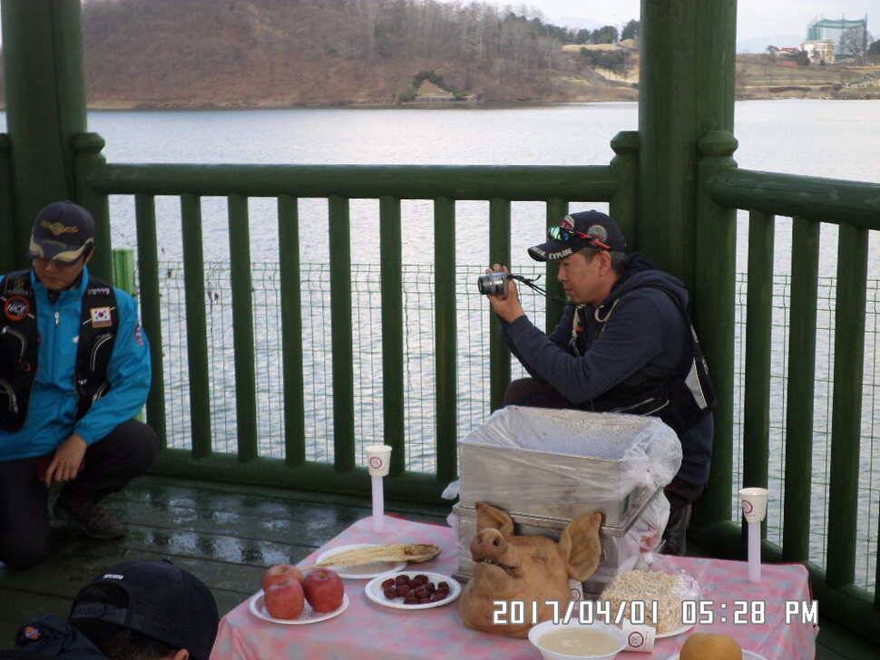 입석에4짜와2cm모자라난 아쉬운4짜 (조황조행기 - 낚시점조황)