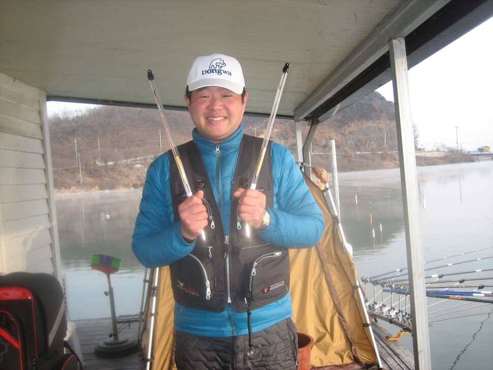 충주탄금호낚시대물41cm조황 (조황조행기 - 낚시점조황)