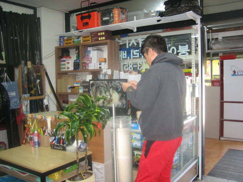 jum_johwang_4ac70_061021_16573.jpg