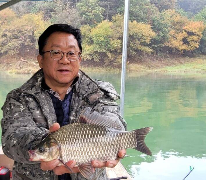 청풍신리낚시터 조황입니다 (조황조행기 - 충주호조황속보)