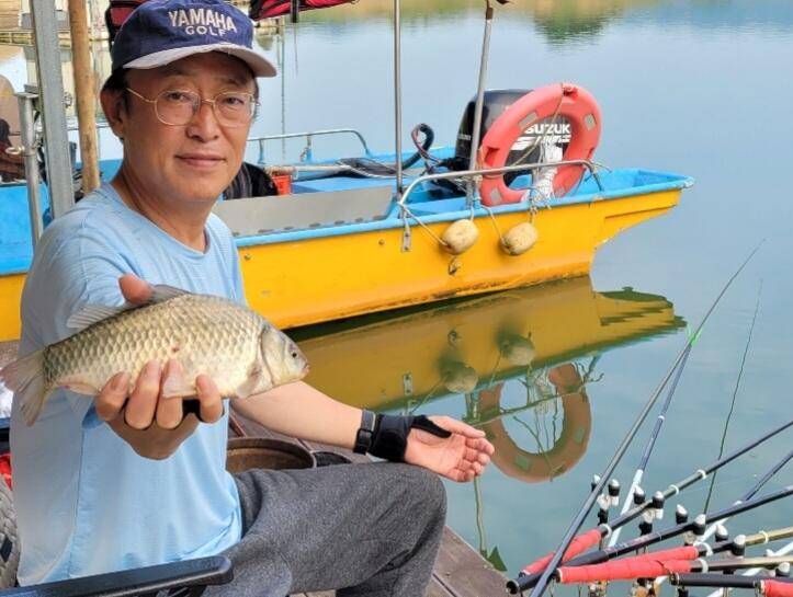 청풍신리낚시터 허리급 조황입니다 (조황조행기 - 충주호조황속보)