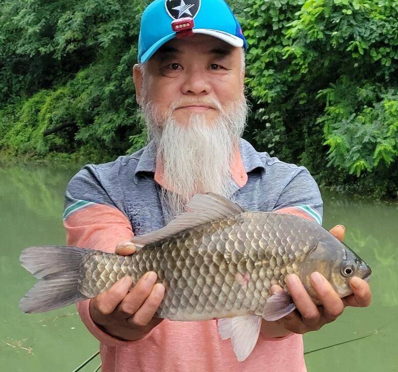 청풍신리낚시터 445cm 대물 조황입니다 (조황조행기 - 충주호조황속보)