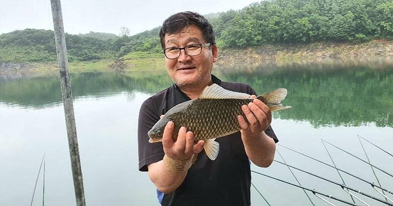 ★★★ 연이어지는 4짜의 행진 ★★★ (조황조행기 - 충주호조황속보)
