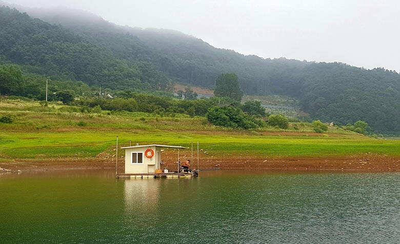 ★★★ 한여름밤 힐링 4짜를 만나다 ★★★ (조황조행기 - 충주호조황속보)
