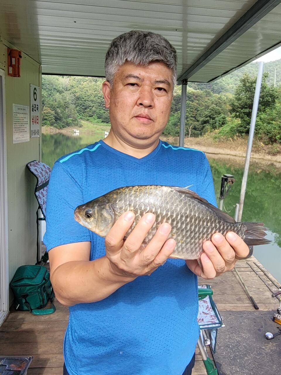 실리곡낚시터 415cm 조황입니다 (조황조행기 - 충주호조황속보)