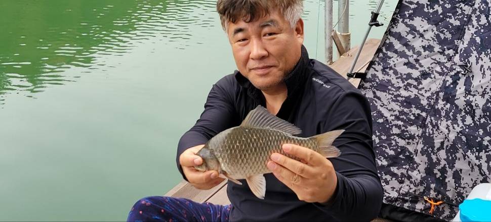 청풍신리낚시터 조황입니다 (조황조행기 - 충주호조황속보)