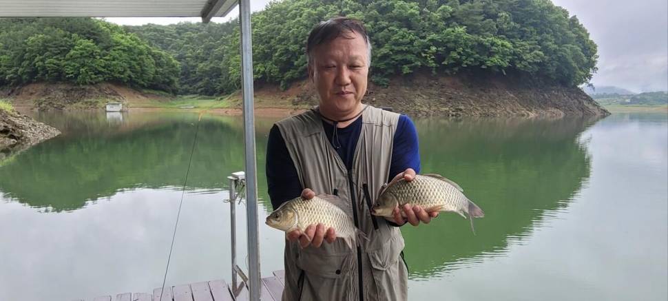 청풍신리낚시터 445cm 대물 조황입니다 (조황조행기 - 충주호조황속보)