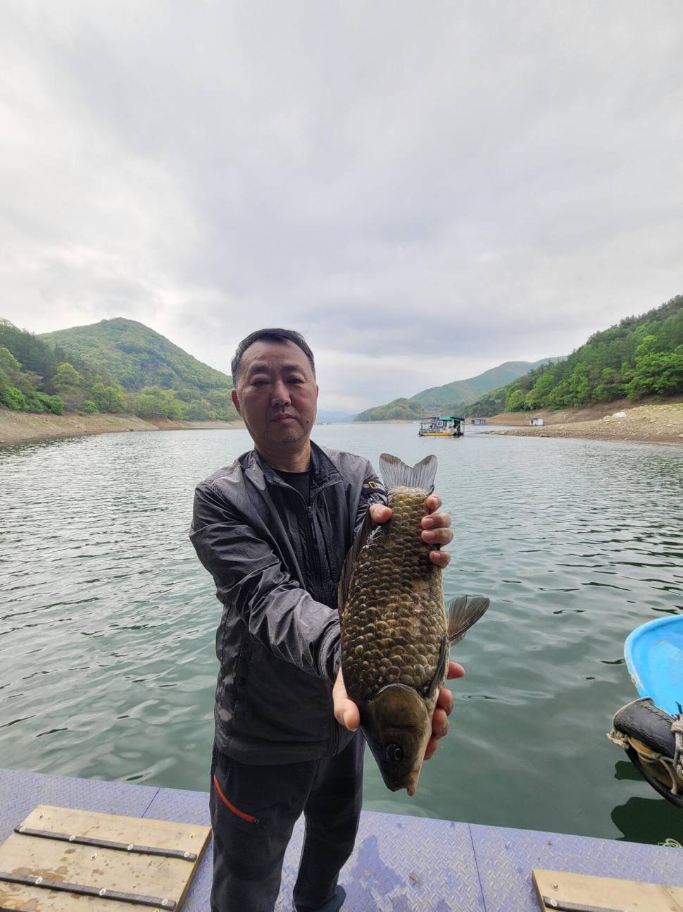 목벌낚시터 개장 및 조황안내 (조황조행기 - 충주호조황속보)