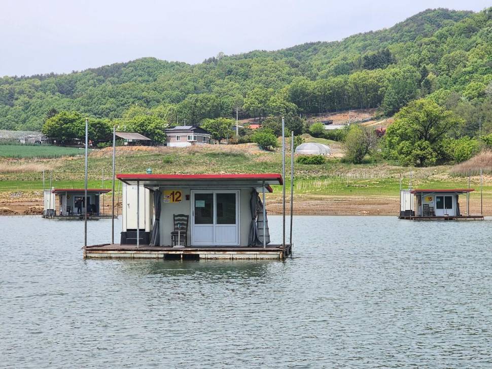 청풍 한버들 낚시터 첫 4짜및 월척 조황입니다 (조황조행기 - 충주호조황속보)
