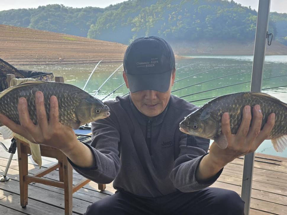 청풍 한버들조황입니다 (조황조행기 - 충주호조황속보)