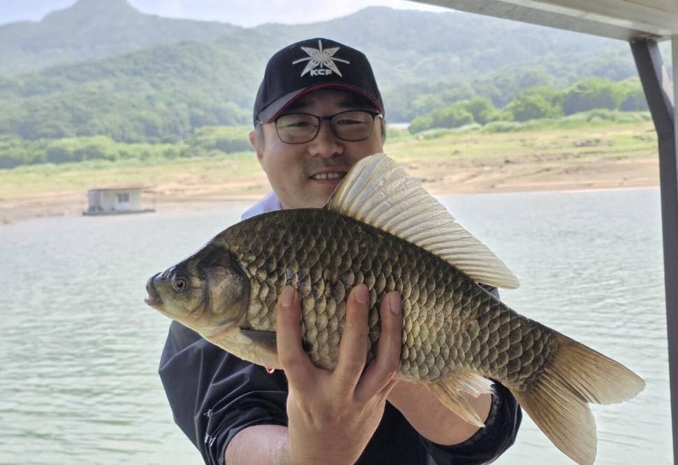 솔낚시터 오름수위 조황입니다 (조황조행기 - 충주호조황속보)