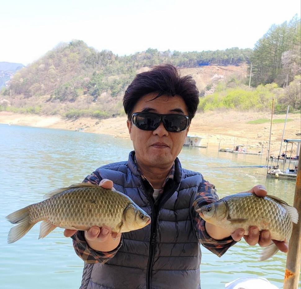 실리곡낚시터 허리급외 월척마릿수입니다 (조황조행기 - 충주호조황속보)
