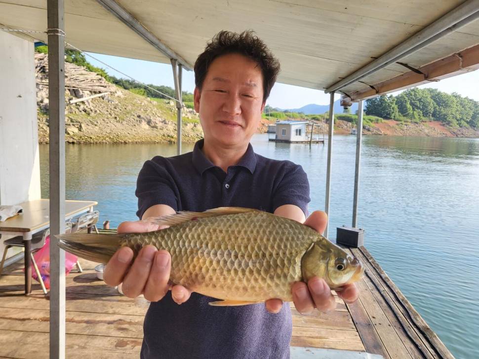 짱가네낚시터 (조황조행기 - 충주호조황속보)