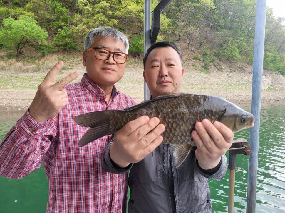 목벌낚시터 개장 및 조황안내 (조황조행기 - 충주호조황속보)