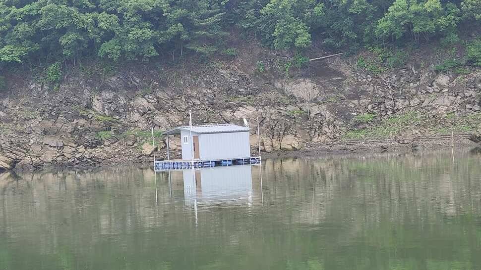 윤낚시터 조황 (조황조행기 - 충주호조황속보)
