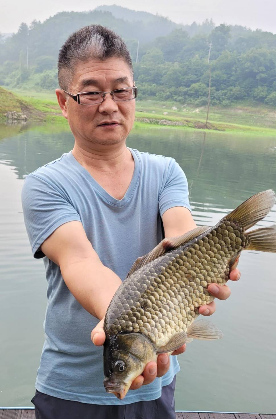청풍실리곡낚시터 415cm외 허리급입니다 (조황조행기 - 충주호조황속보)