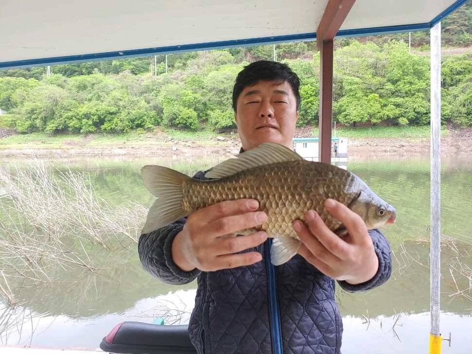 사오단돈낚시터조항소식입니다 (조황조행기 - 충주호조황속보)
