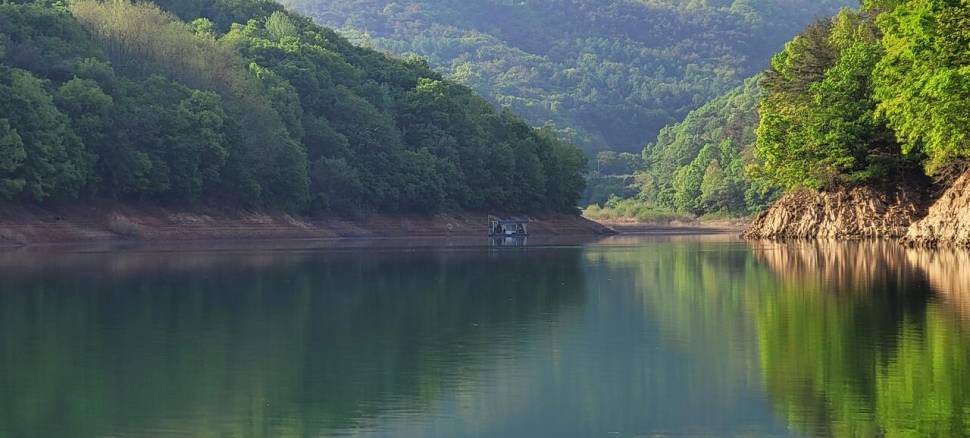 청풍신리낚시터 허리급 조황입니다 (조황조행기 - 충주호조황속보)